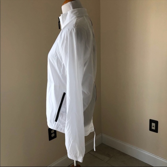 NWTNike running jacket 150$! - Picture 7 of 8